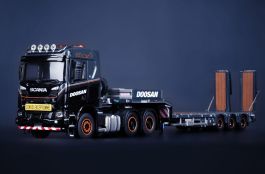 Un porte-engin extra-surbaissé VarioMAX 3+5 pour Martin Wittwer AG - Actu