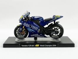 Modèle Réduit Moto YAMAHA YZR-M1 N°46 Valentino Rossi 2005 - Échelle 1/24, Fabriqué Par Ixo