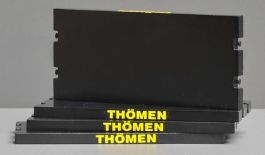 Set De 4 Plaques De Roulage YCC – 6 X 5 Cm – Échelle 1/50 – Modélisme Engin De Chantier