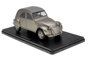 G111V012 - Voiture de 1948 couleur champagne – CITROEN 2CV A