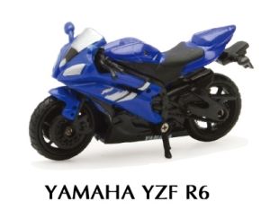 Moto sportive de couleur bleu et blanche - YAMAHA YZF-R6 2006