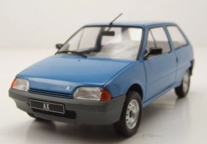 WBXWB124256 - Voiture de 1986 couleur bleu - CITROEN AX