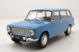 WBXWB124262 - Voiture break de 1971 couleur bleu - LADA 2102