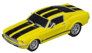 CARRERA15817085-D - Voiture de 1967 couleur jaune et noire Pull & Speed - FORD Mustang