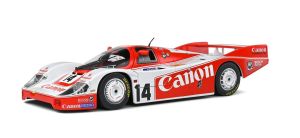 Voiture de 1983 rouge et blanche Les 24h Le Mans – PORSCHE 956LH