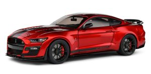 SOL1805914 - Voiture de 2023 couleur rouge et bandes noires - SHELBY Mustang GT500KR