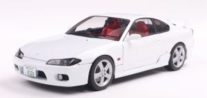 SOL1812201 - Voiture de 1999 couleur blanche - NISSAN Silvia S15 Spec-R Aero Aspen