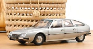 NOREV181810 - Voiture de 1976 courleur grise - CITROEN CX 2200 Pallas