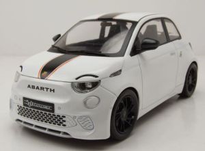 MOD18497 - Voiture de 2024 couleur blanche - FIAT 500e Abarth