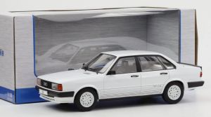 MOD18527 - Voiture de 1978 couleur blanche - AUDI 80 GTE