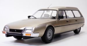 MOD18554 - Voiture de 1977 couleur beige - CITROEN CX Break