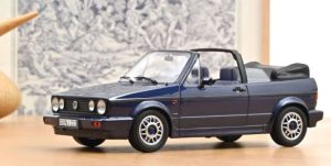 NOREV188628 - Voiture cabriolet de 1992 couleur bleu - VW Golf Quartett