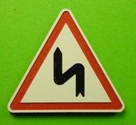 Panneau en kit succession de virages dont le premier est à gauche - poteau non fourni