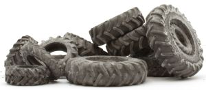 JUW23350 - Accessoires pour diorama - 12 vieux pneus de tracteur
