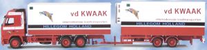 AWM70713 - Camion porteur avec remorque 2essieux "v. d. Kwaak" Volvo Fh12 Globetrotter 6x4