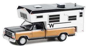 GREEN30410 - Voiture avec Winnebago camper de 1990 couleur noir - DODGE Ram D-250 Royal SE