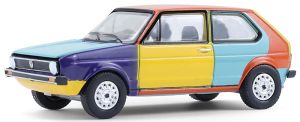 GREEN36120-E - Voiture sous blister de la série CLUB VEE-DUB - VW Rabbit 1975 couleur Harlequin