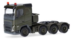HER747189 - Véhicule militaire - VOLVO FH 8x4