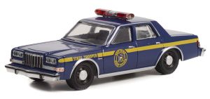 GREEN43000-A - Voiture sous blister de la série HOT PURSUIT - DODGE Diplomat de 1985 NEW YORK State Police