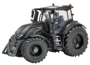 BRI43309 - Tracteur de couleur noir – VALTRA Q305