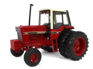 ERT44356 - Tracteur avec roues jumelées arrières - Edition Prestige - INTERNATIONAL 1086