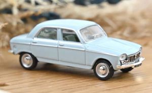 NOREV472418 - Voiture de 1967 couleur bleu - PEUGEOT 204