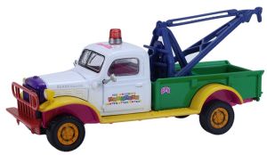GREEN54120-C - Voiture sous blister de la série GARBAGE PAIL KIDS - DODGE Power Wagon Wrecker 1945