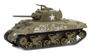 Véhicule sous blister de la série BATTALION 64 - M4 SHERMAN Tank U.S. Army World War II 1941