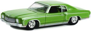 GREEN63030-D - Voiture verte métallisée sous blister de la série California Lowriders - CHEVROLET Monte Carlo 1970