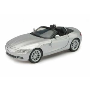 NEW71263B - Voiture de couleur grise - BMW Z4