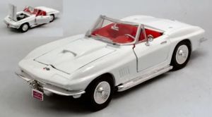 MMAX73224 - Voiture de 1967 couleur blanche – CHEVROLET corvette