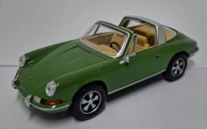 NOREV750059 - Voiture jet car de 1969 couleur verte - PORSCHE 911 Targa