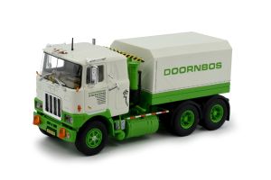 Camion solo blanc DOORNBOS – MACK F700 6x2