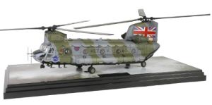 FOV821003A - Hélicoptère Anglais de la Royal Air Force - 7e Escadron – Task Force – Liban 1984 – CHINOOK HC. MK.1