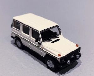 MNC870038000 - Voiture de 1979 couleur blanche - MERCEDES Class-G W460