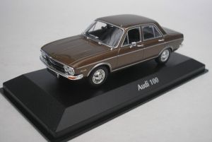 MXC940019101 - Voiture de 1969 couleur marron – AUDI 100