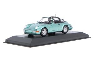 MXC940061364 - Voiture de 1991 couleur verte métallisé – POSCHE 911 targa