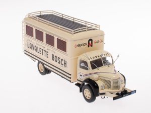 G111A044 - Camion Opération Gas-Oil - BERLIET GLC6 4x2