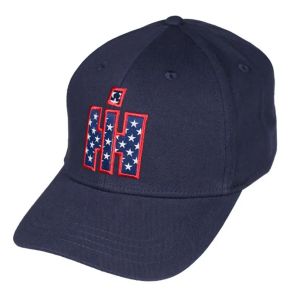 A4223 - Casquette INTERNATIONAL de couleur bleu marine