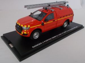 Voiture 4x4 de pompier FORD RANGER VTUHR version 2 portes édité à 325 pièces modèle en résine