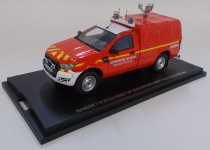 ALARME0035 - Véhicule de pompier de l'Aérodrome de Niort FORD RANGER version pick-up bâché 2 portes SIDES VIP limité à 325 pièces modèle en résine