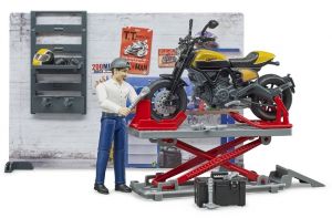 BRU62102 - Coffret d'accessoires de garage - Mécanicien avec moto DUCATI Scrambler