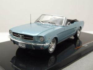 IXOCLC506N.22 - Voiture de 1965 couleur bleu – FORD Mustang