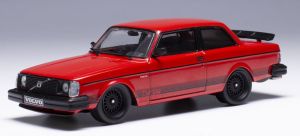 IXOCLC549N.22 - Voiture de 1980 couleur rouge – VOLVO 242 Custom