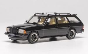 IXOCLC695N.22 - Voiture de 1979 couleur noire - MERCEDES 500 TE V8 AMG s123