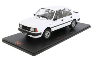 IXO18CMC158.22 - Voiture de 1988 couleur blanche – SKODA 130 L