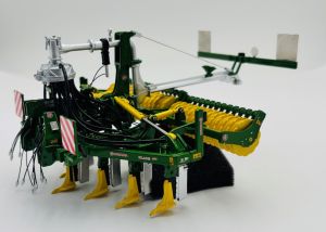 CW0294 - Matériel de fertilisation de couleur vert et jaune - Limité à 40 pièces - Enfouisseur de lisier OCRAMA Blade 400v