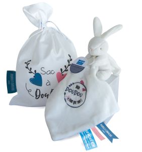 DC3715 - Doudou avec son sac de la gamme MON DOUDOU PLUS FORT QUE TOUT