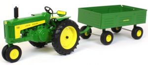 ERT45686 - Tracteur JOHN DEERE 730 avec benne 2 essieux