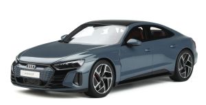GT393 - Voiture de 2021 couleur grise – AUDI E-Tron GT